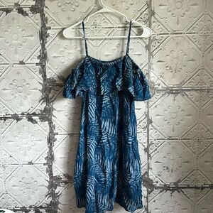 Max jeans chambray off shoulder palm tree tropical dress